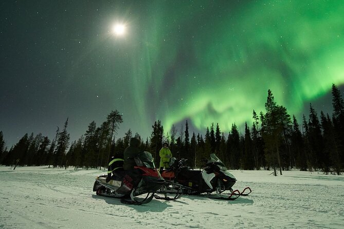 3 Hours Snowmobiling under Auroras and Night Sky - Who will enjoy this most