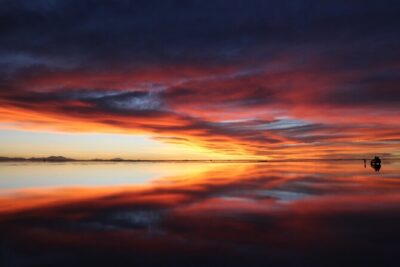 5-Hour Uyuni Salt Flat Tour Stargazing and Sunset/Sunrise In Group