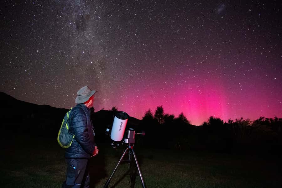 Akaroa: Stargazing Tour with 2 Telescopes & Souvenir Photos - Why Akaroa is a good place to look up