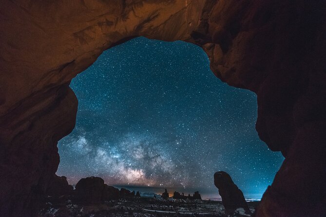 Astro-Photo, Hiking and Stargazing Tour in Arches National Park - Phone cameras can produce worthwhile results