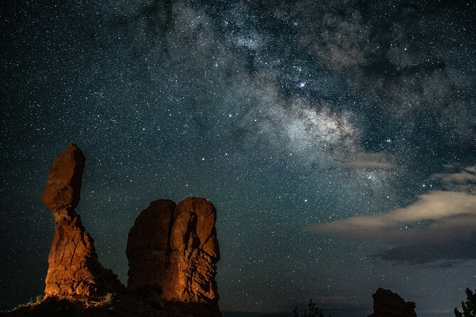 Astro-Photo, Hiking and Stargazing Tour in Arches National Park - Who will get the most from this experience