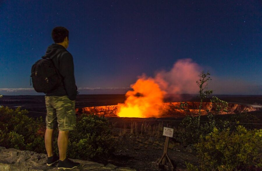Big Island, Hawaii: Volcano and Stargazing Tour with Dinner - Guides make or break the long day