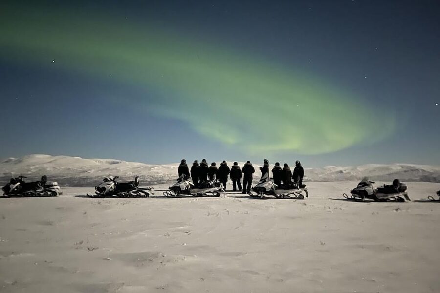 Björkliden/Abisko: Night Sky Snowmobile Tour - Safety instructions before the throttle