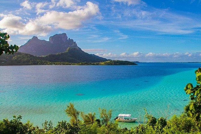 Bora Bora: Small Group Stargazing Tour Including Sunset Cruise - Reaching the private motu after dark
