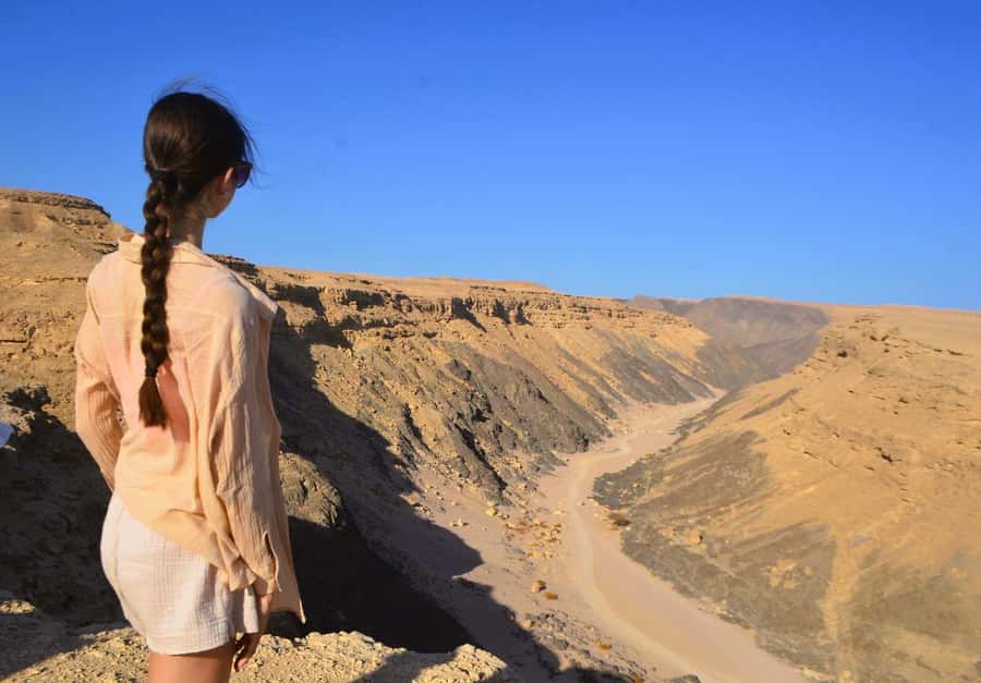 ( canyon hurghada & stargazing ) - Walking through a canyon that used to be under water