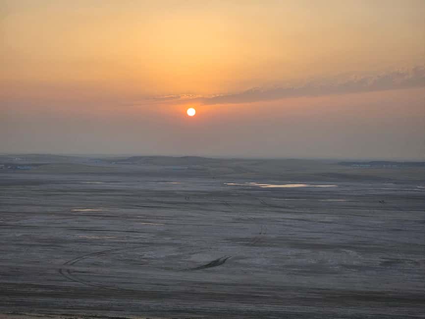 Doha Sunrise/Sunset or Night Stargazing desert safari. - One hour of dune bashing and sandboarding
