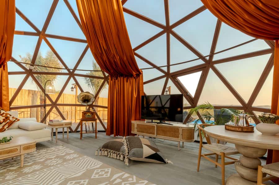 Dubai: Overnight Safari, Dinner, Stargazing & Al Khayma Camp - Arabian breakfast and the return to Dubai