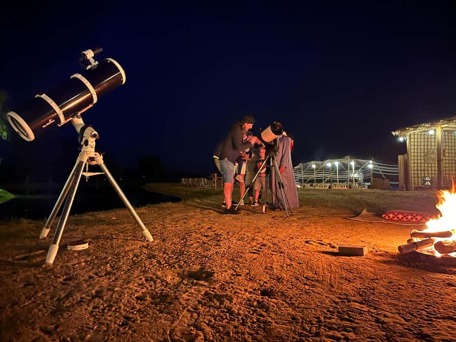 Dubai: Overnight Safari with Luxury Dome Stay & Stargazing - Who should book this desert stay?
