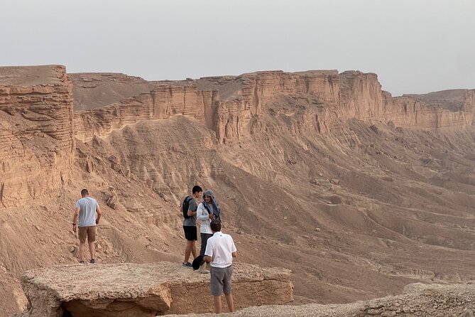 Edge of the World with 4x4 vehicles, sunset Dinner and stargazing - Weekday cave visit or weekend wildlife stop