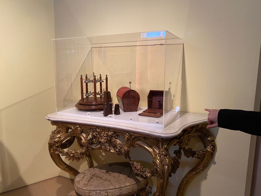 Florence: Private Astronomical Tour of the Museo Galileo - Who should book this Florence science tour?