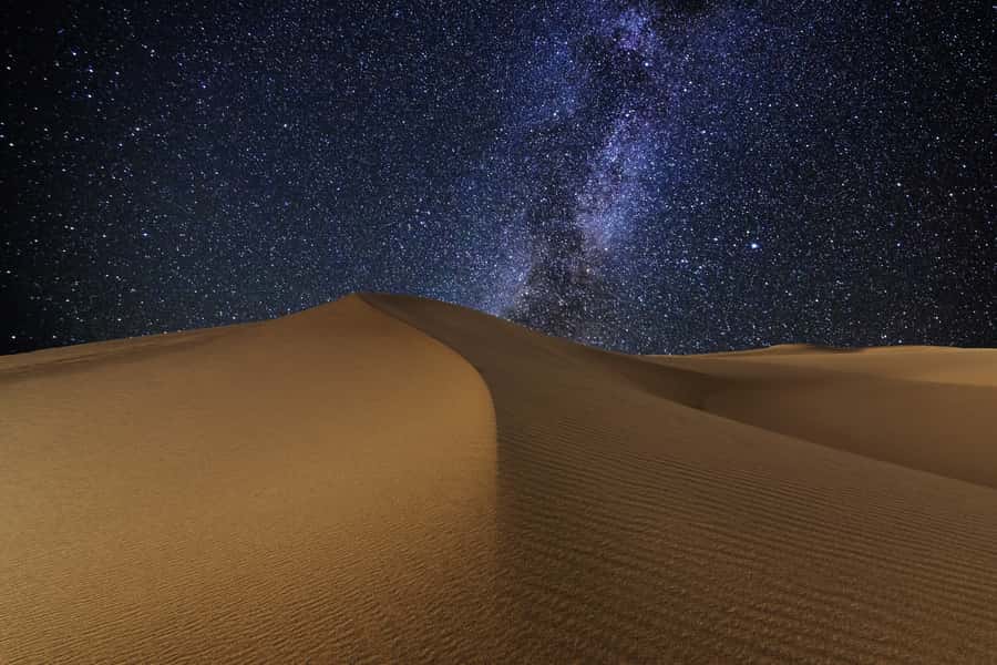 From Marrakech: Private Chegaga Desert Star Gazing 4WD Tour - Day two: The Draa Valley and Tamnougalt