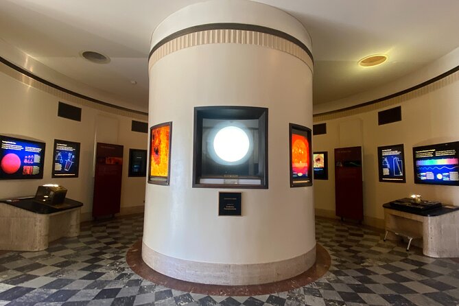 Griffith Observatory Insider Tour - Is this tour suitable for children and different mobility needs?