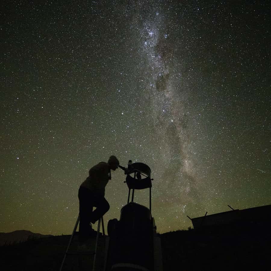 Lake Tekapo: Alpine Stargazing Experience with a Guide - Why Tekapo is such a fine place to study the stars