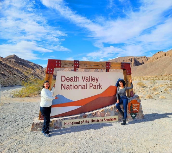 Las Vegas: Death Valley Sunset and Stargazing Day Tour - Dante’s View looks across the valley from above