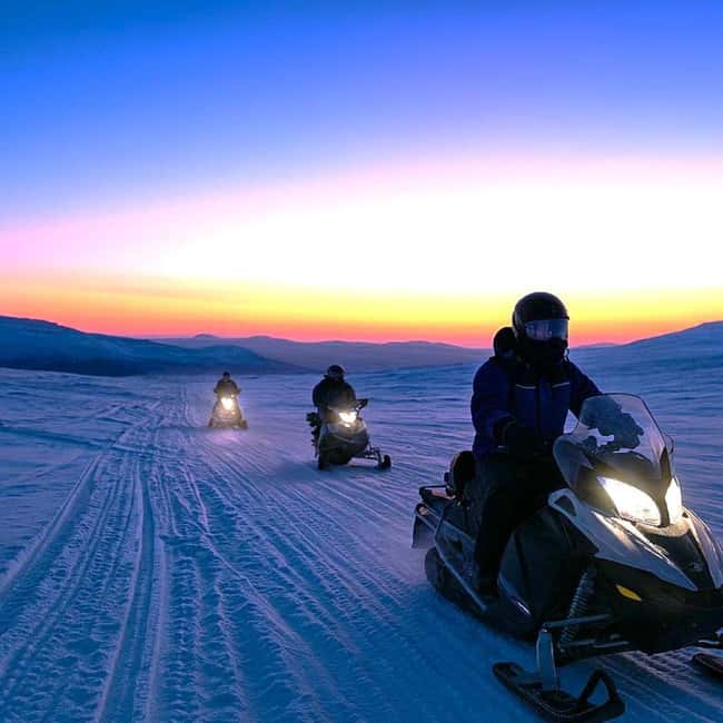 Levi: Twilight Snowmobile Safari & Stargazing Experience - Leaving Levi for the Rautusjärvi woods