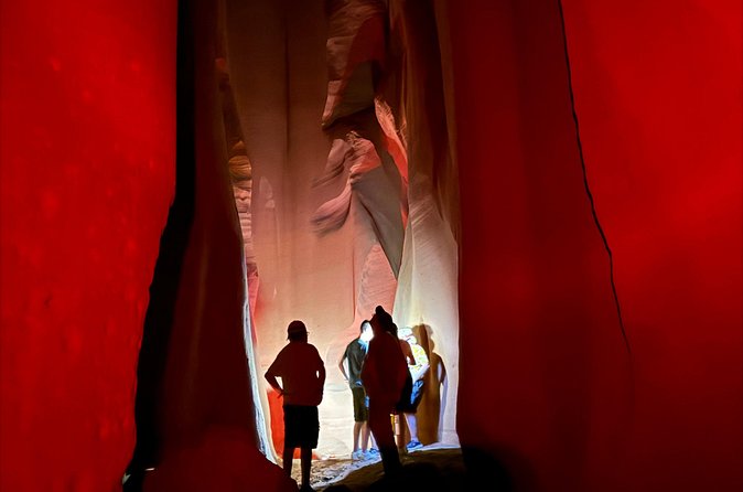 Ligai Si Anii Stargazing Night tour through Antelope Canyon - Group size, pace, and comfort