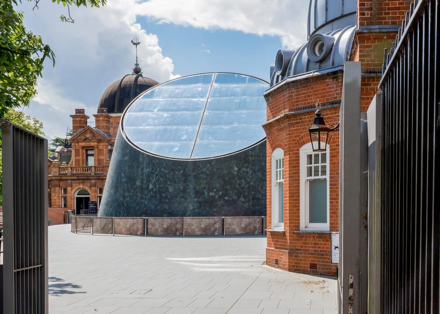 London: Royal Observatory Planetarium Show Entry Ticket - From the Sun to distant galaxies