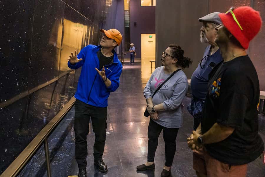 Los Angeles: Private Tour of Griffith Observatory - Architecture, Film, and the Building Itself