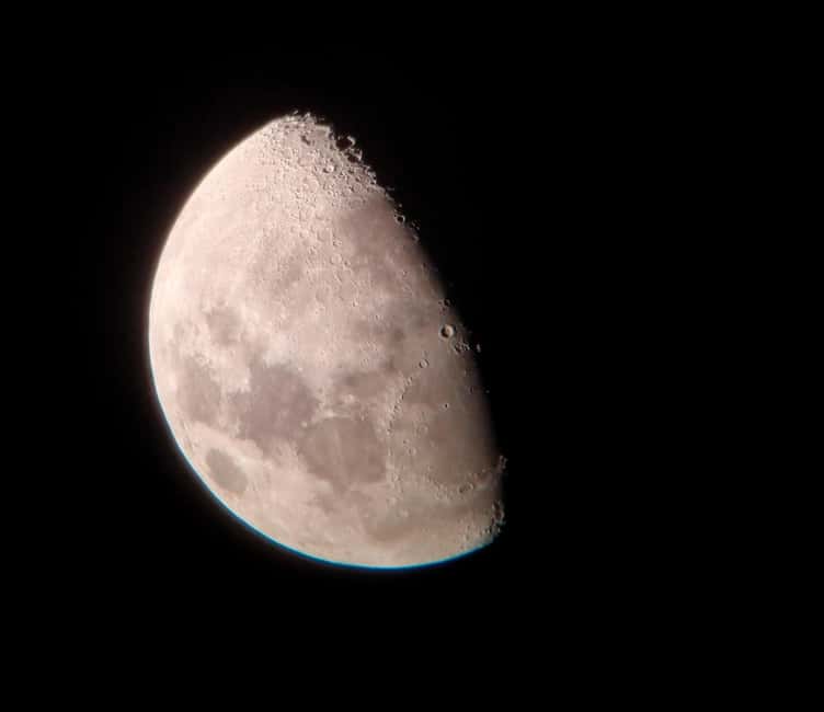Madrid: Night sky observation with an expert astronomer - The first hour: learning the constellations