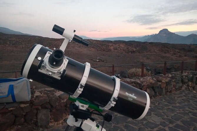 Magic Stargazing & Sunset in Teide with Dinner + Telescopes - Group size, comfort, and front-seat charges