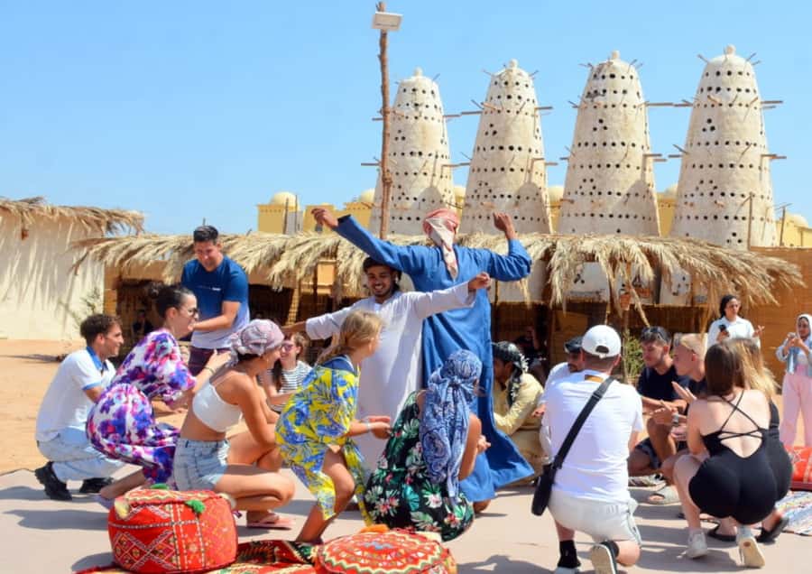 Makadi Bay: BADU Luxury Bedouin Dinner Experience & Stargaze - Making Bread and Roasting Coffee