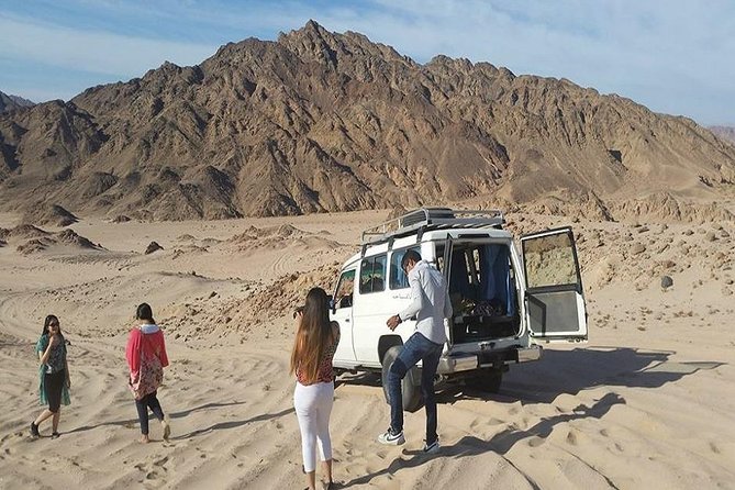 Makadi Bay: Jeep Safari Adventure with Star Gazing - Jeep tracks, sand dunes, and a possible mirage