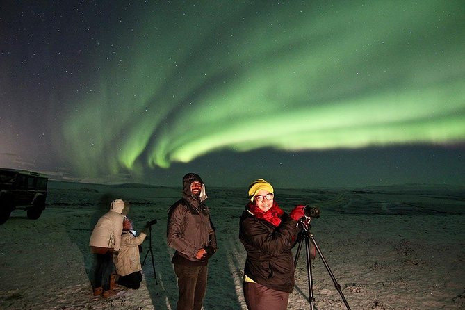 Northern Lights and Stargazing Small-Group Tour with Local Guide - Choosing the viewing area by cloud and aurora data