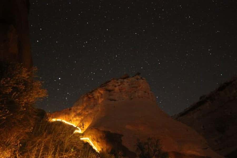 Page: Antelope Valley Canyon Stargazing Night Hike - The Stargazing Stop and the Milky Way