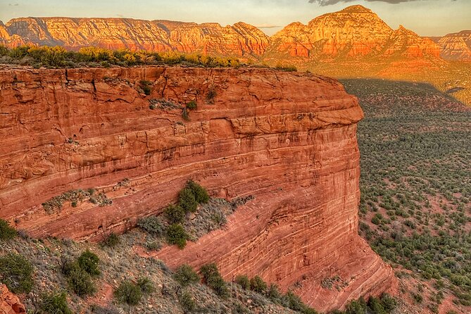 Sedona Dark Sky Sunset & Night Hike With a Private Guide - Pickup from Sedona and Village of Oak Creek