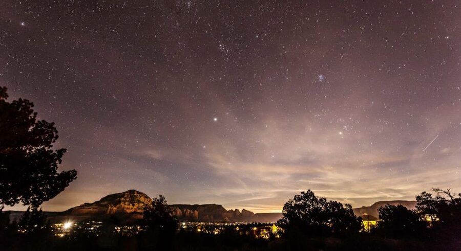 Sedona: Nighttime UFO & Stargazing Tour - Why the guide matters so much