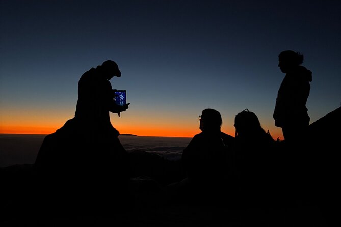 Small Group Teide Stargazing Tour with Picnic at Sunset - Los Roques de Garcia: volcanic shapes in the afternoon light