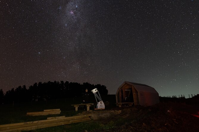 Star Safari Stargazing Experience, Martinborough - Staying warm after sunset