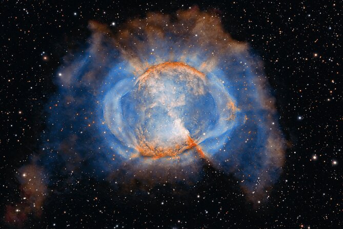 "Stargate" Tenerife stargazing - Looking through the large telescope
