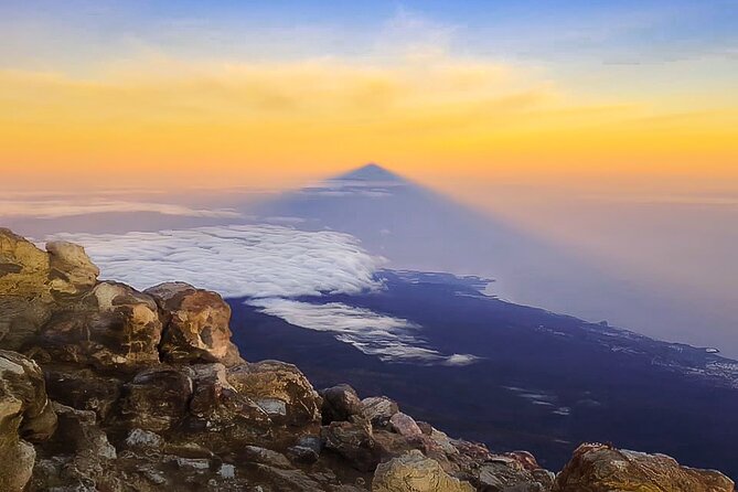 TEIDE NIGHT, Stargazing Bus Tour, Meal & Drinks included! - Dinner with a taste of the island