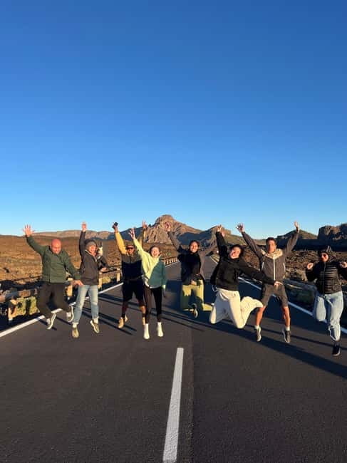 Teide: Small Group Sunset Adventure with Picnic & Stargazing - Volcanic viewpoints before the main event