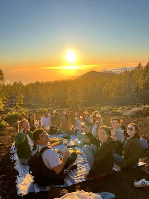 Teide: Small Group Sunset Adventure with Picnic & Stargazing - What the $71 price includes