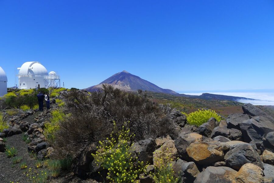 Tenerife: Mount Teide Observatory Astronomical Tour - Sunset among Tenerife’s volcanic peaks