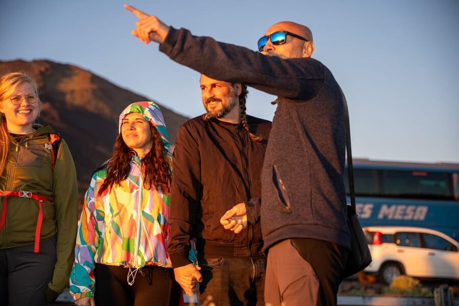 Tenerife: Teide National Park Sunset & Stargazing Tour - Cold, darkness, and the practical details